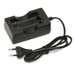 Зарядное устройство 18650